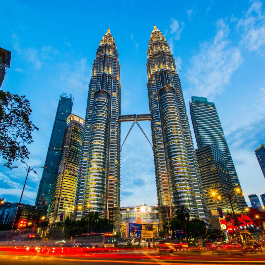 World tour to Petronas twin towers